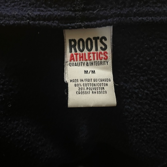 Roots Zip up sweater💙 - Picture 4 of 4